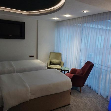 Hotel Ideal Подгориця Екстер'єр фото