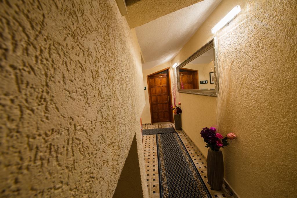 Hotel Ideal Подгориця Екстер'єр фото