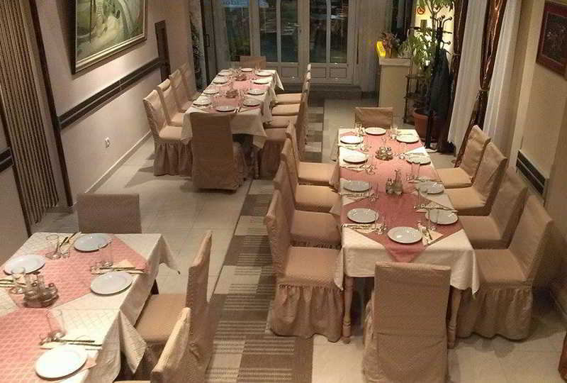 Hotel Ideal Подгориця Екстер'єр фото